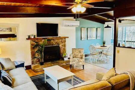 Blue Door Cottage 12 Miles To Yosemite Bbq Oakhurst Eksteriør bilde