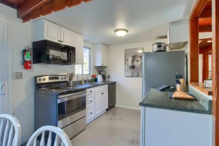 Blue Door Cottage 12 Miles To Yosemite Bbq Oakhurst Eksteriør bilde